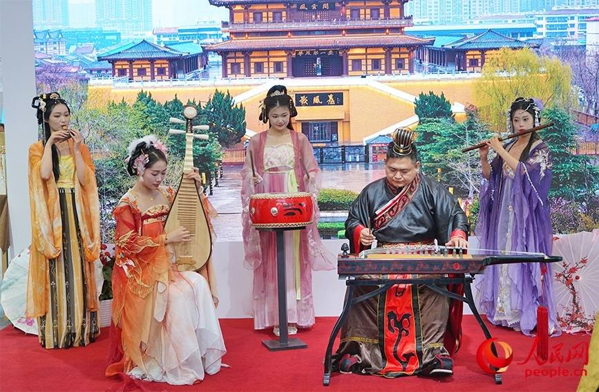 人民探展丨展区即景区 我在天津游全国