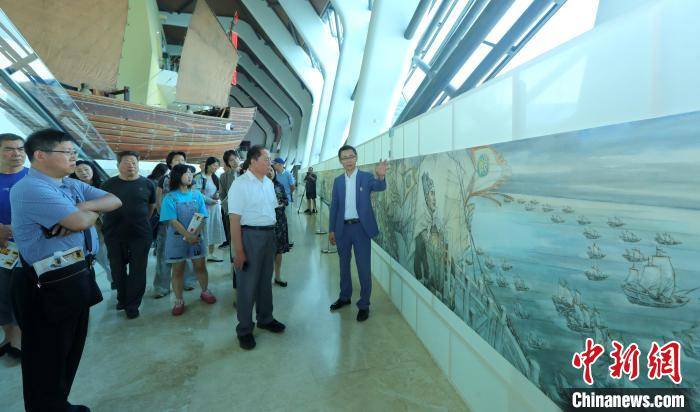 《郑和下西洋》500米长卷中国画天津特展开幕