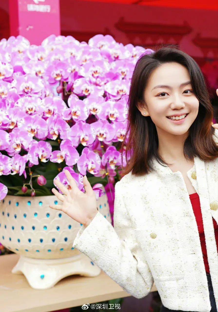 冯禧许嵩隐婚？吴倩和前夫复合？张艺兴塌房？张萌拉踩霍思燕？娜然捧不红？